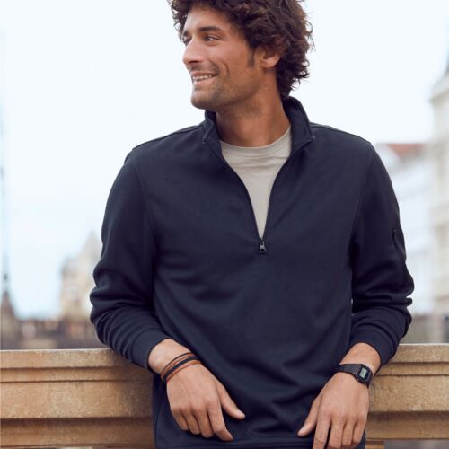 Basic Active Half Zip Thumbnail